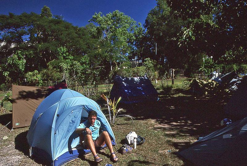 WT 0400 100-26 Australia.jpg